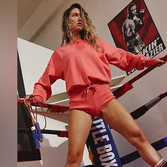 NWT. Free people For The Win Playsuit in Blush?  Size: M - Picture 2 of 4